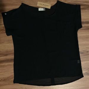 Black top (NEW)👚